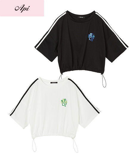 ～今年注目のクローバーモチーフ！～【Ａｐｉ】【トレンドスタイル】レディースクローバーデザインＴシャツカラー：ホワイトブラックサイズ：M・L商品番号：41-101-281-21～