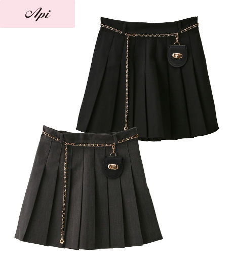 ～チェーンベルトでワンランクアップのトレンドアイテム～【Ａｐｉ】【トレンドスタイル】レディースチェーンベルト付きプリーツスカート商品番号：41-107-494-01～