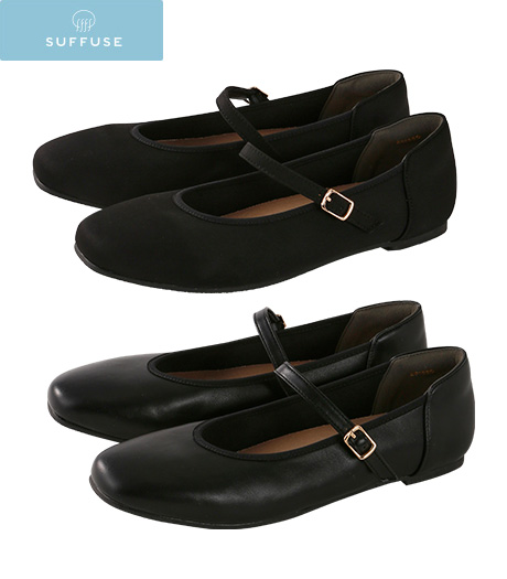 ~靴づくりのマエストロが監修。日本製のラスト(木型)を使用したゆったり幅広設計で足の動きにフィットします。~【SUFFUSE】【今風カジュアル】(幅広設計)レディースストラップ付フラットパンプスカラー:ブラックPUブラック生地サイズ:M・L・LL商品番号:31-515-827-21~