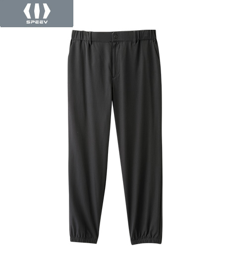~ストレッチ入りで良く伸びるので非常にはきやすいのがポイントのジョガーパンツです。細身のシルエットではきやすいです。撥水・防汚機能も付いてるのも普段使いにはうれしい。同素材のシルエット違いのワイドフィットテーパードパンツタイプもございます。~【SPEEV】【アクティブスタイル】【ナノテックス】(撥水・防汚・4WAYストレッチ)メンズ ストレッチジョガーパンツカラー:ブラック・モカサイズ:M・L・LL商品番号:53-012-700-41~46